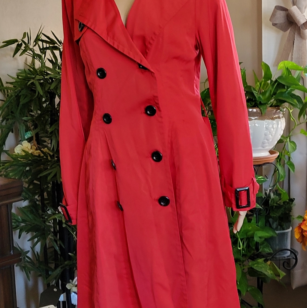 Trench Coat very light weight